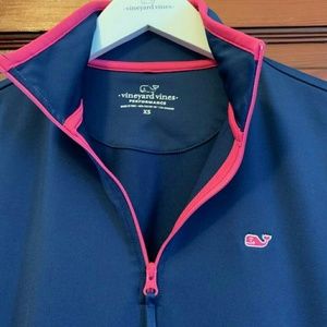 Womans vinyard vines performance wear quarter zip